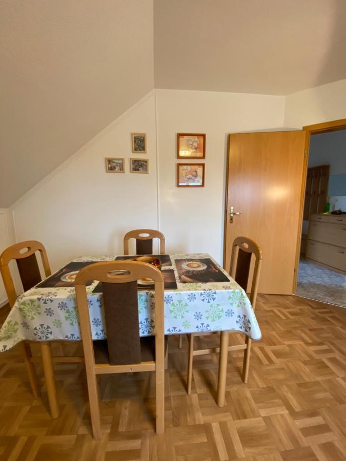 Apartment Mit Blick Auf Herkules Mit Parkplatz Касел Екстериор снимка