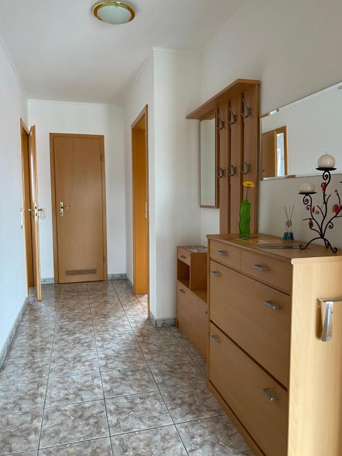 Apartment Mit Blick Auf Herkules Mit Parkplatz Касел Екстериор снимка