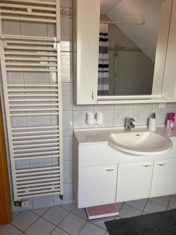 Apartment Mit Blick Auf Herkules Mit Parkplatz Касел Екстериор снимка